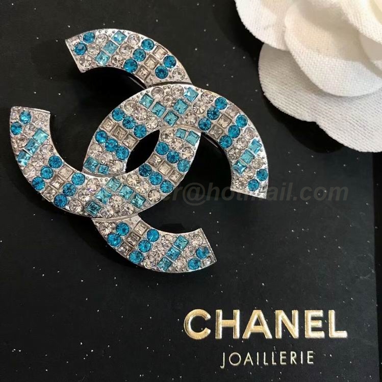 Chanel Brooch 20